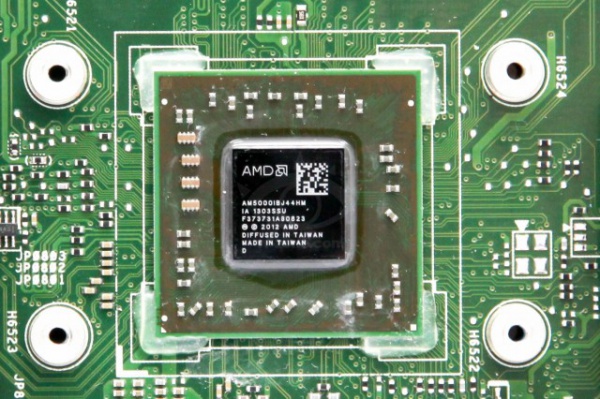 В чипах AMD обнаружены подобные Spectre и Meltdown уязвимости