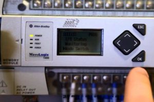 В ПЛК ALLEN BRADLEY MICROLOGIX 1400 ОБНАРУЖЕНЫ ОПАСНЫЕ УЯЗВИМОСТИ