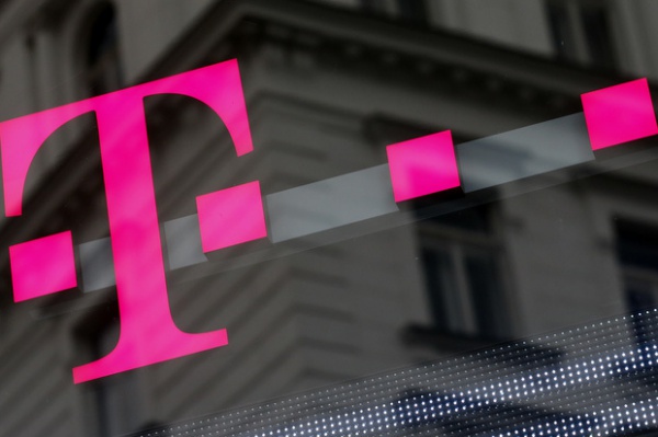 Хакеры похитили личные данные 2 млн клиентов T-Mobile