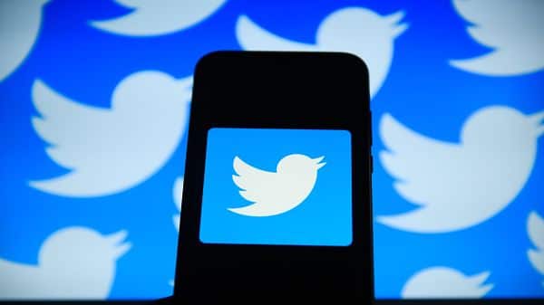 Ошибка в Twitter предоставляла доступ к личным сообщениям пользователей