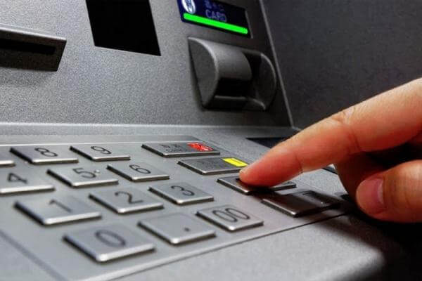 Банк России предупредил о новом виде мошенничества через банкоматы