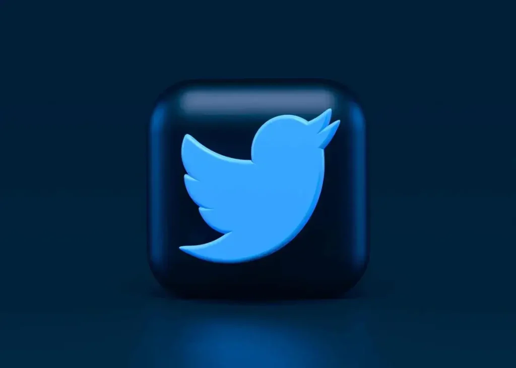 Xakerlar Twitter zaifligidan foydalanib, 5,4 million akkauntni fosh qiladi